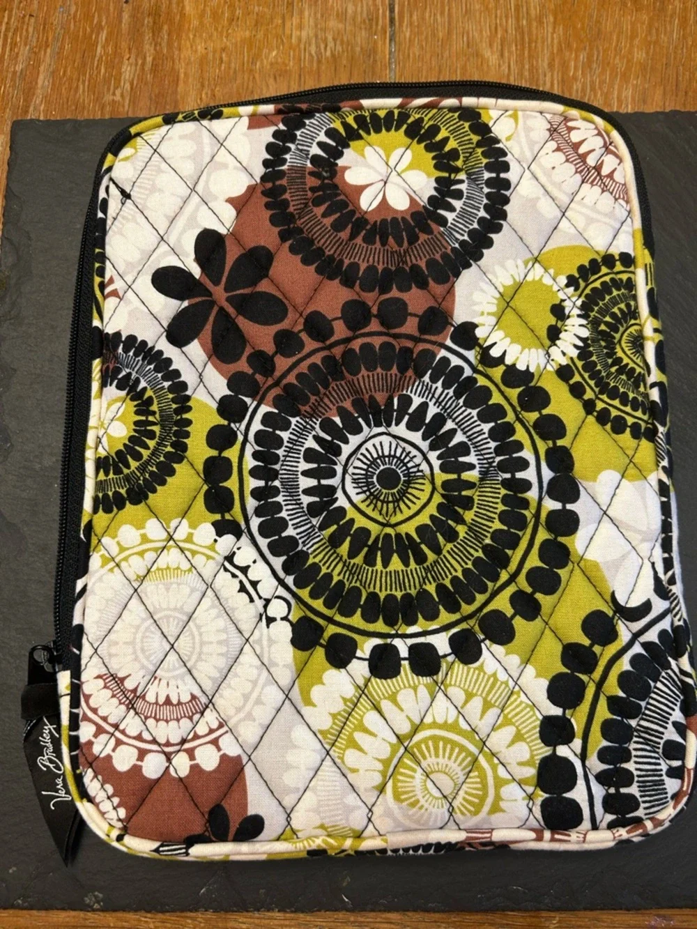 Vera Bradley Cocoa Moss eReader Sleeve-New with original glass cleaner wipe.